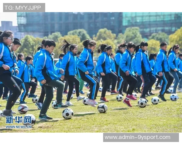 蓝十字足球队的辉煌历程与未来展望：激情与梦想交织的绿茵传奇